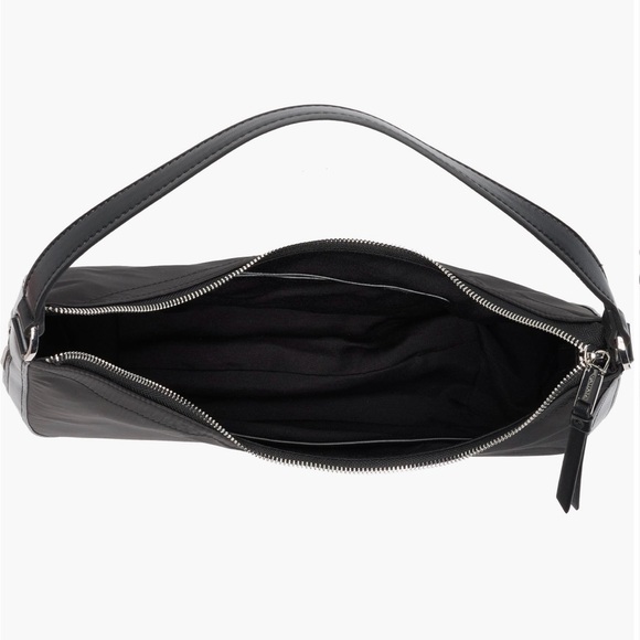 Tahari
Minetta Expandable
Crescent Bag NWT - Picture 5 of 6